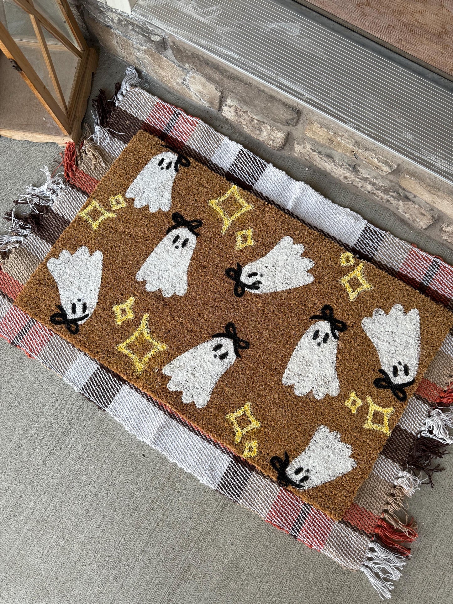 Cute ghost bows Door Mat | Halloween welcome mat | Charming retro Fall Home Decor