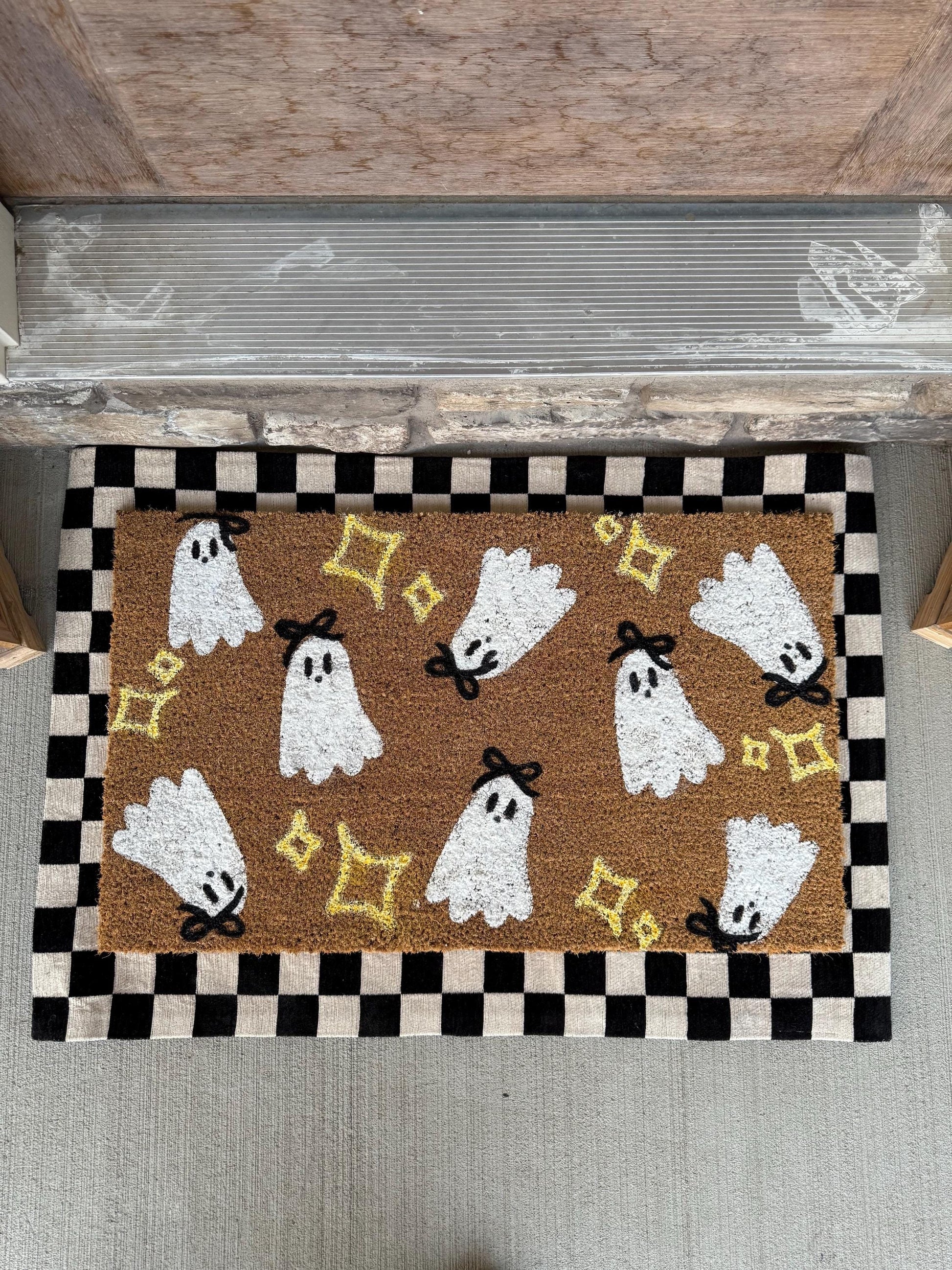 Cute ghost bows Door Mat | Halloween welcome mat | Charming retro Fall Home Decor
